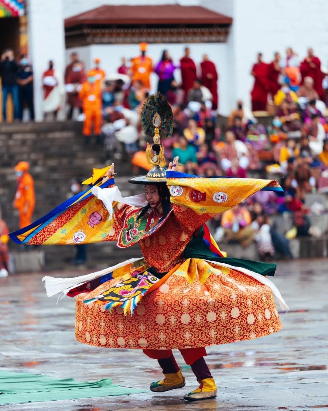 Bhutan Cultural Tour: Explore Festivals, Monasteries & Traditional Heritage